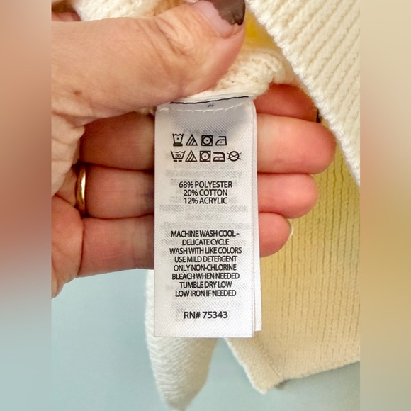 Revolve Song of Style Knit Button Sweater Vest Top Cotton Blend Cream Medium NWT - Picture 4 of 6